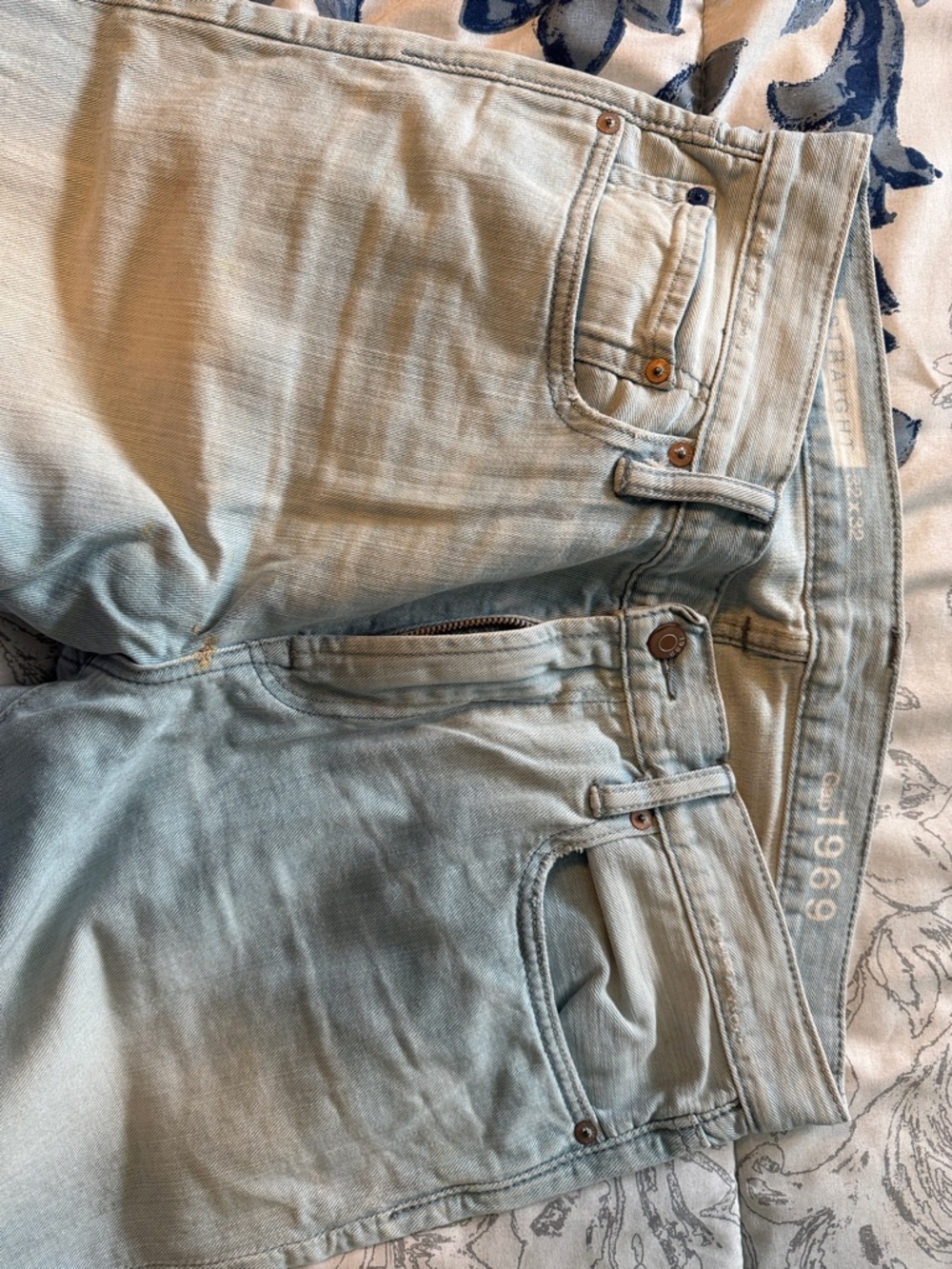 Men's Slim Straight Light Wash Jeans